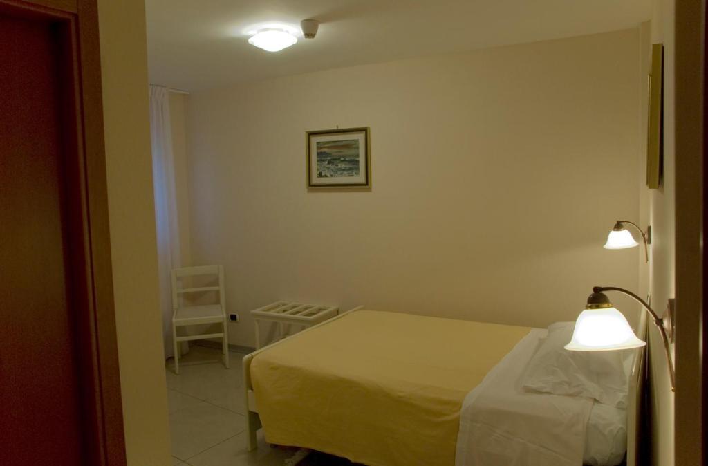 Hotel Cristallo Lerici Oda fotoğraf