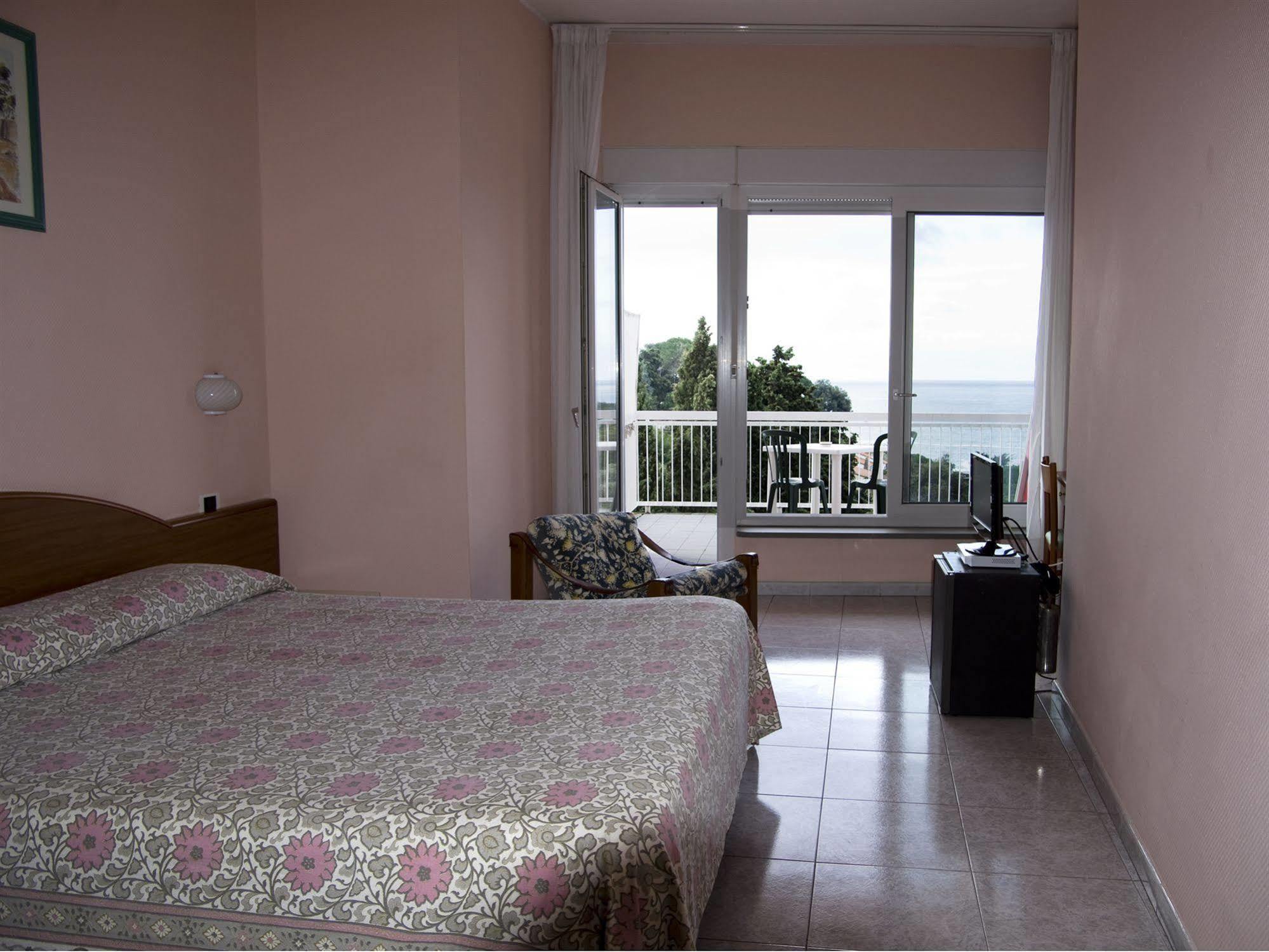Hotel Cristallo Lerici Dış mekan fotoğraf